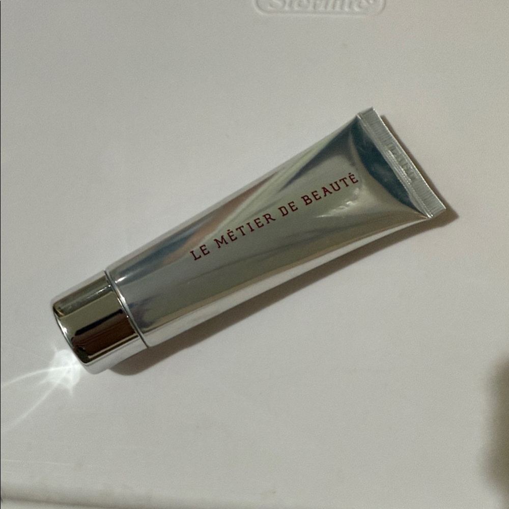 Used Twice Le Metier De Beaute Paur Vierge Complexe